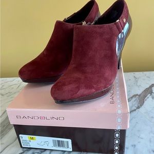 Bandolino Women’s “Cassion” ankle dress booties